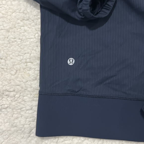 Lululemon Double Lined Navy Hooded Jacket - Picture 5 of 5